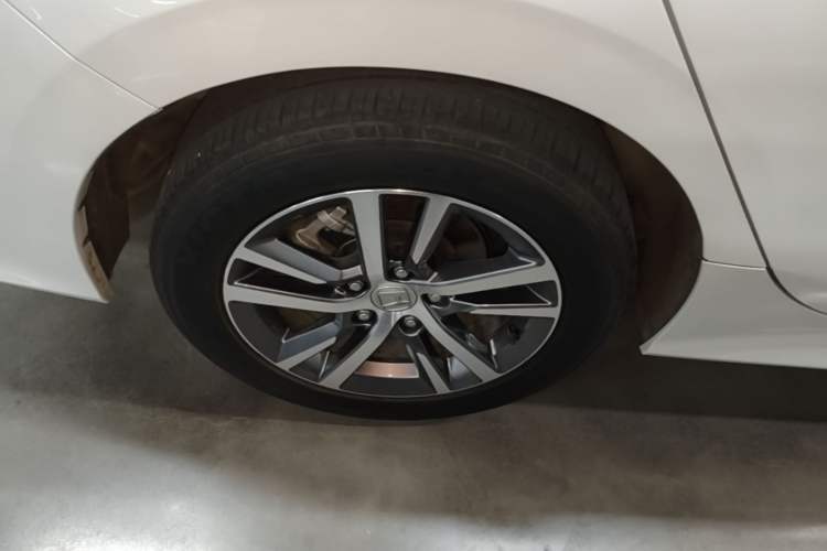 Used Honda Civic 2023 240TURBO CVT Dynamic Edition Exterior 5