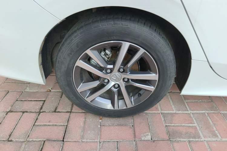 Used Honda Civic 2023 240TURBO CVT Dynamic Edition Exterior 5