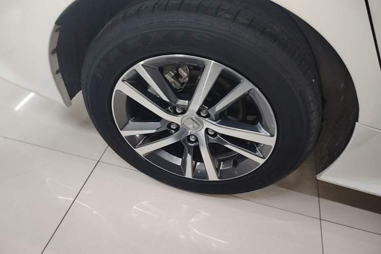 Used Honda Civic 2023 240TURBO CVT Dynamic Edition Exterior 5