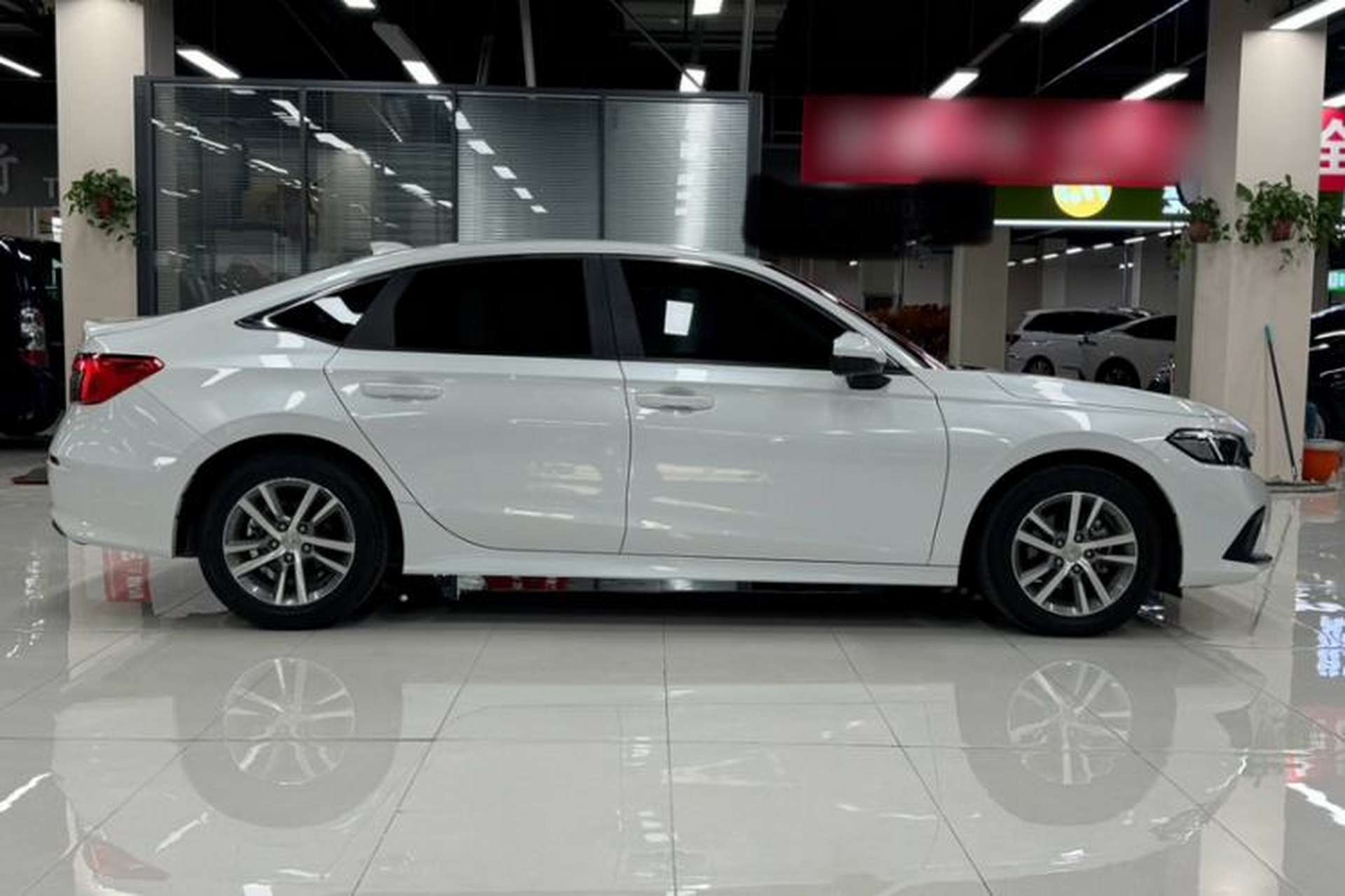 Used Honda Civic 2023 240TURBO CVT Dynamic Edition Exterior 9