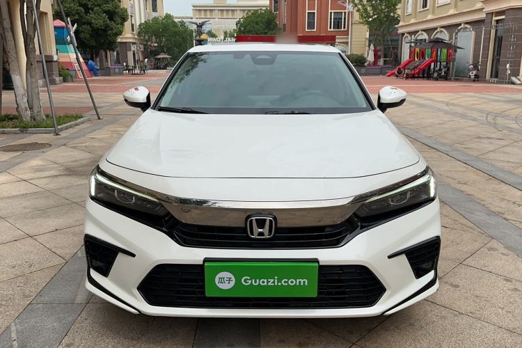 Used Honda Civic 2023 240TURBO CVT Dynamic · Center Stage Special Edition Front