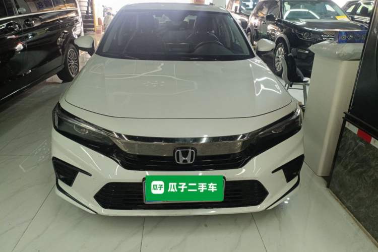Used Honda Civic 2023 240TURBO CVT Dynamic · Center Stage Special Edition Front