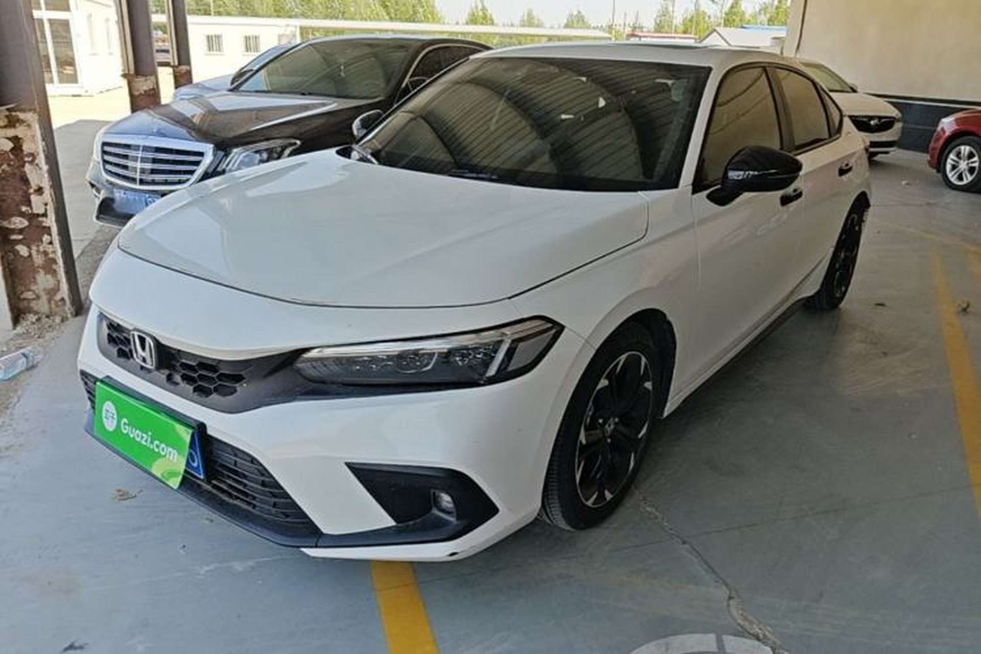 Used Honda Civic 2023 HATCHBACK 240TURBO CVT Extreme Edition Front Left 45 Deg
