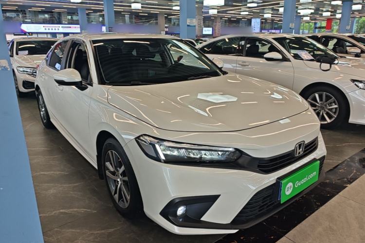 Used Honda Civic 2023 240TURBO CVT Dynamic · Center Stage Special Edition Front Right 45 Deg