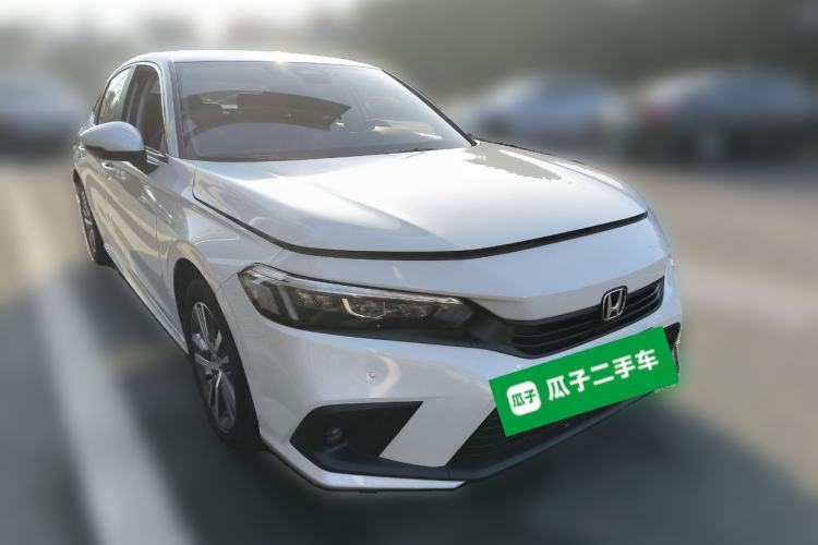 Used Honda Civic 2023 240TURBO CVT Dynamic Edition Front Right 45 Deg