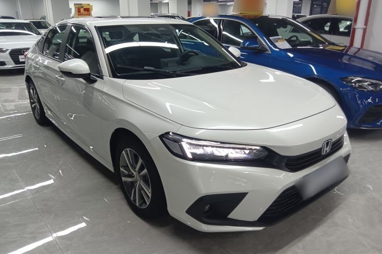 Used Honda Civic 2023 240TURBO CVT Dynamic Edition Front Right 45 Deg