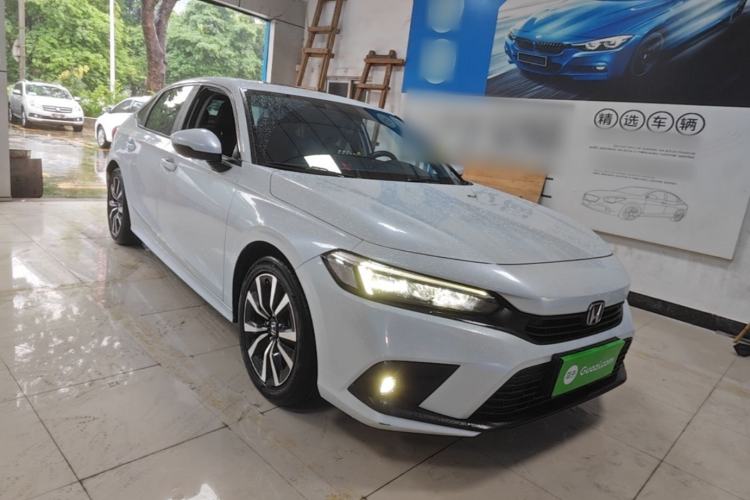 Used Honda Civic 2023 2.0L eHEV Pioneer Edition Front Right 45 Deg