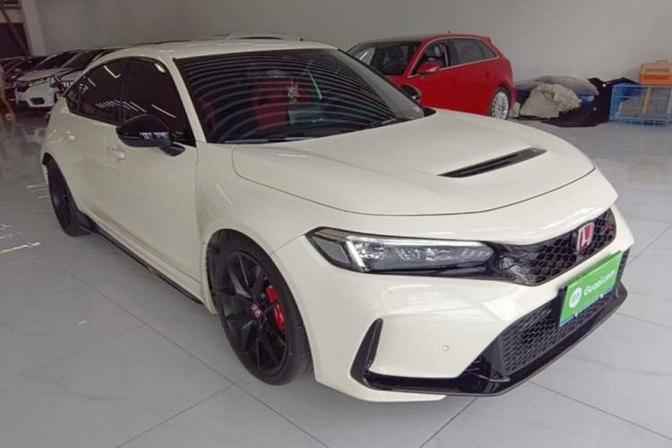Used Honda Civic 2023 2.0T 420TURBO TYPE R Front Right 45 Deg