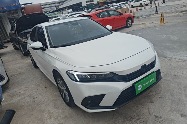 Used Honda Civic 2023 240TURBO CVT Dynamic Edition Front Right 45 Deg