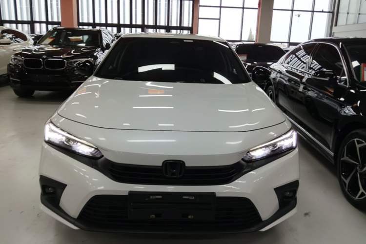 Used Honda Civic 2023 240TURBO CVT Dynamic Edition Front