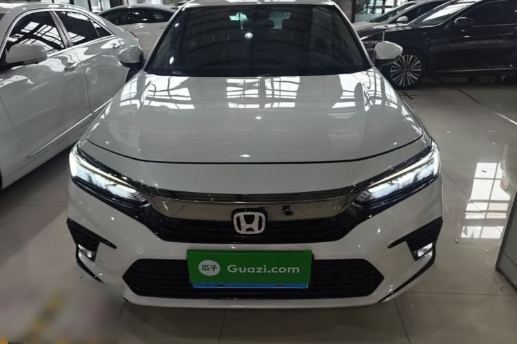 Used Honda Civic 2023 240TURBO CVT Dynamic · Center Stage Special Edition Front