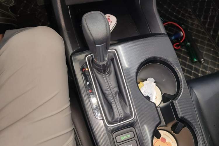 Used Honda Civic 2023 240TURBO CVT Dynamic Edition Gear Lever