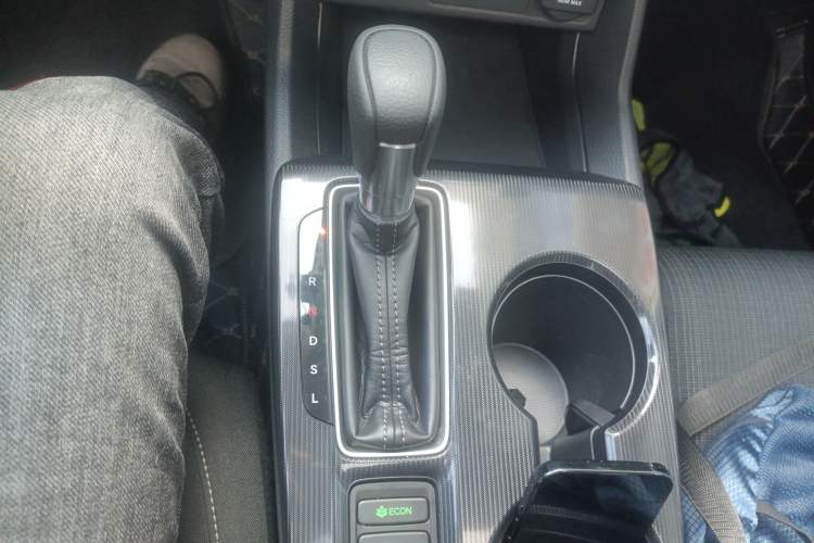 Used Honda Civic 2023 240TURBO CVT Dynamic Edition Gear Lever