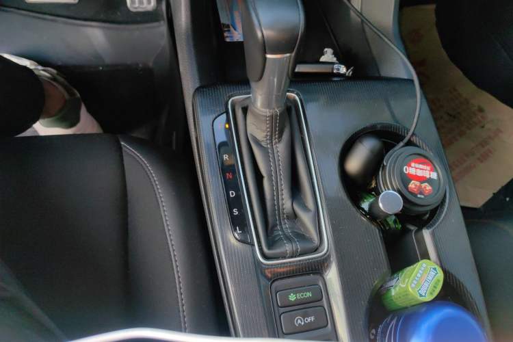 Used Honda Civic 2023 HATCHBACK 240TURBO CVT Extreme Edition Gear Lever