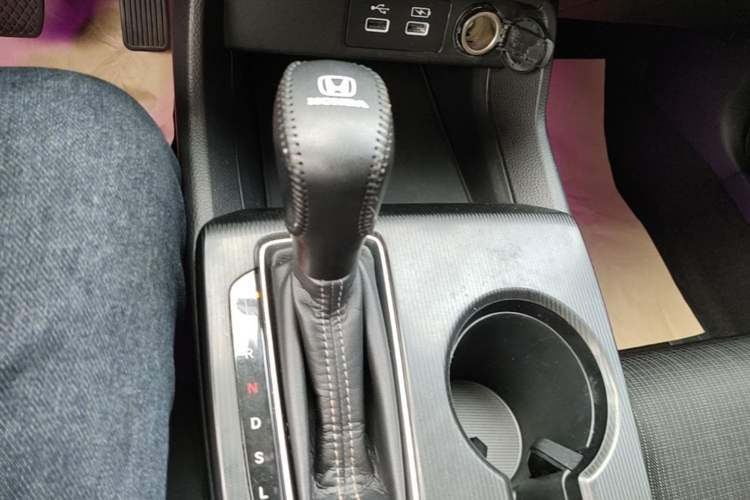 Used Honda Civic 2023 240TURBO CVT Dynamic Edition Gear Lever