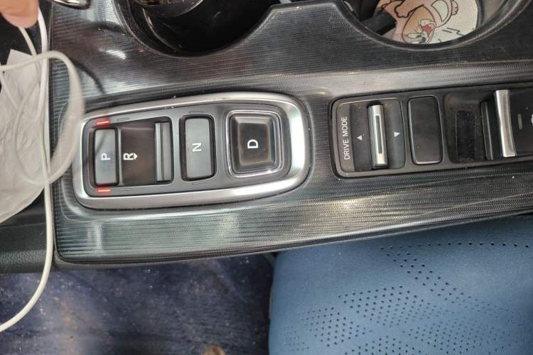 Used Honda Civic 2023 HATCHBACK 2.0L eHEV Extreme Control Edition Gear Lever