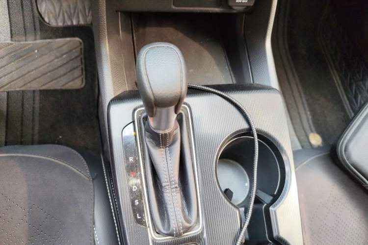 Used Honda Civic 2023 HATCHBACK 240TURBO CVT Zhiyue Edition Gear Lever
