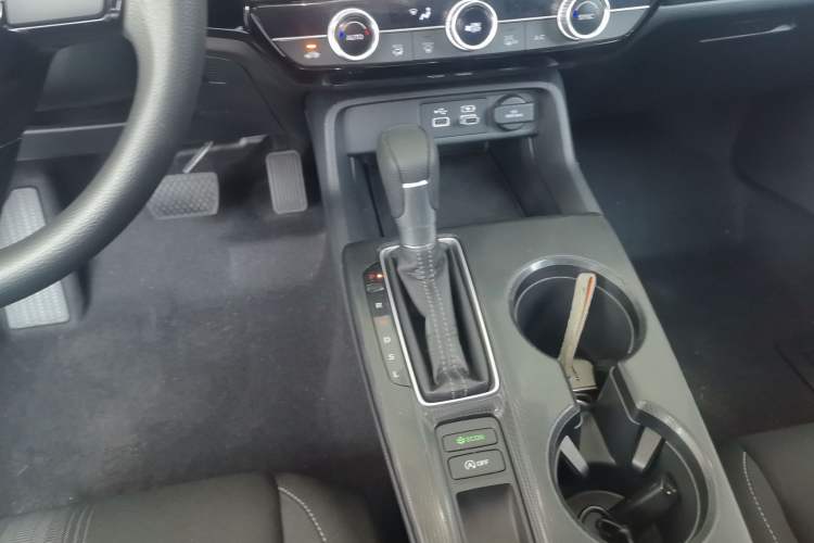 Used Honda Civic 2023 HATCHBACK 240TURBO CVT Zhiyue Edition Gear Lever