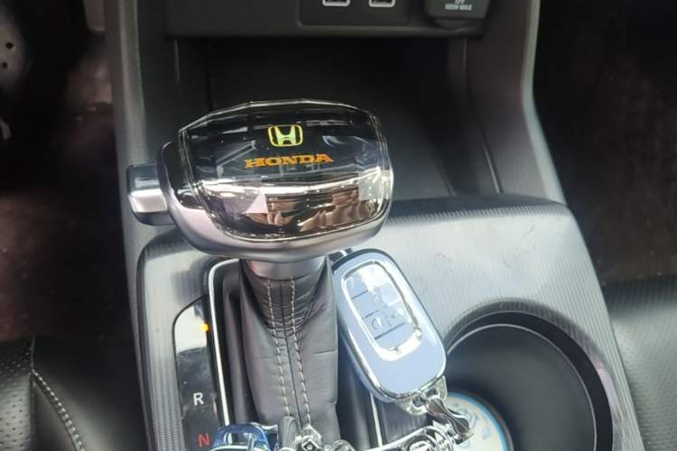 Used Honda Civic 2023 240TURBO CVT Dynamic Edition Gear Lever