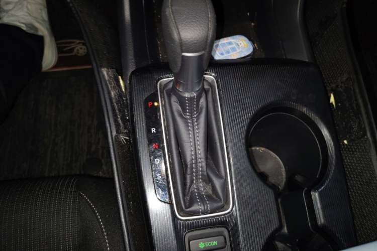 Used Honda Civic 2023 240TURBO CVT Dynamic Edition Gear Lever