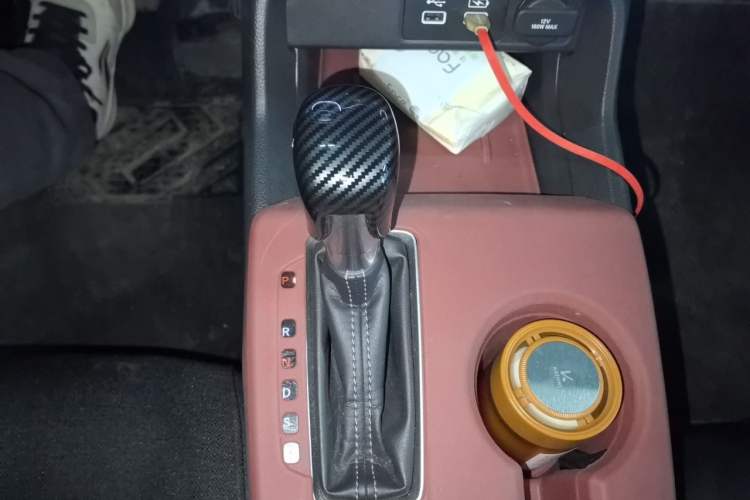 Used Honda Civic 2023 240TURBO CVT Dynamic Edition Gear Lever