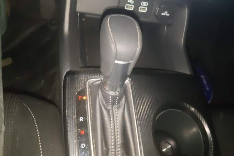 Used Honda Civic 2023 240TURBO CVT Dynamic Edition Gear Lever