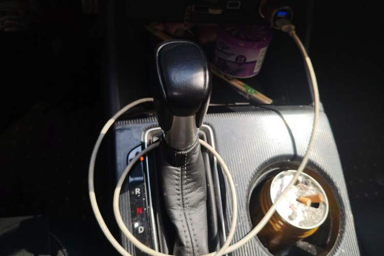 Used Honda Civic 2023 HATCHBACK 240TURBO CVT Extreme Edition Gear Lever