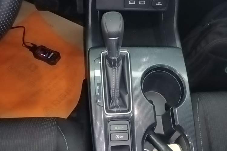 Used Honda Civic 2023 240TURBO CVT Dynamic Edition Gear Lever