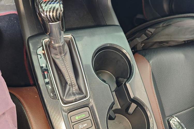 Used Honda Civic 2023 240TURBO CVT Dynamic Edition Gear Lever