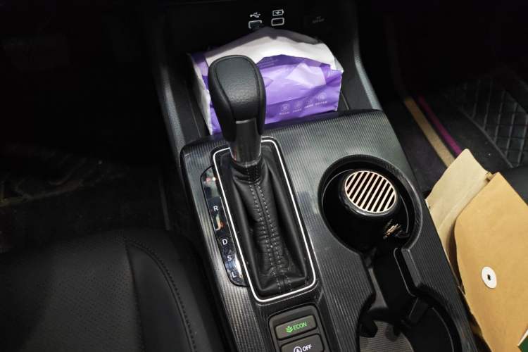 Used Honda Civic 2023 240TURBO CVT Dynamic Edition Gear Lever