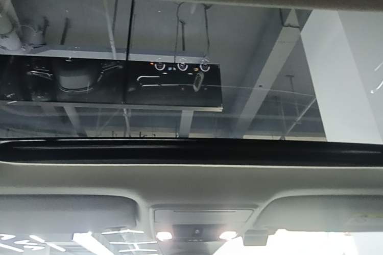 Used Honda Civic 2023 240TURBO CVT Dynamic Edition Headliner