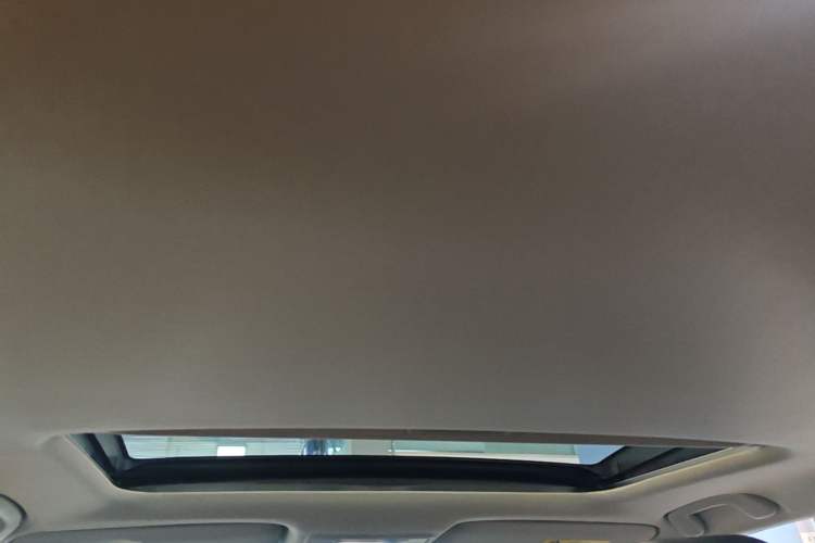 Used Honda Civic 2023 240TURBO CVT Dynamic · Center Stage Special Edition Headliner