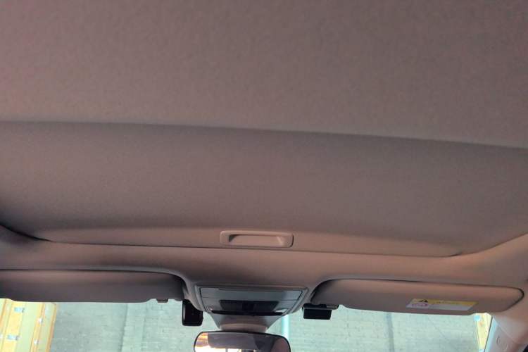 Used Honda Civic 2023 240TURBO CVT Dynamic Edition Headliner