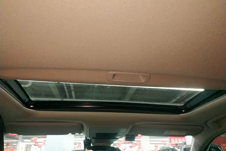 Used Honda Civic 2023 240TURBO CVT Dynamic Edition Headliner
