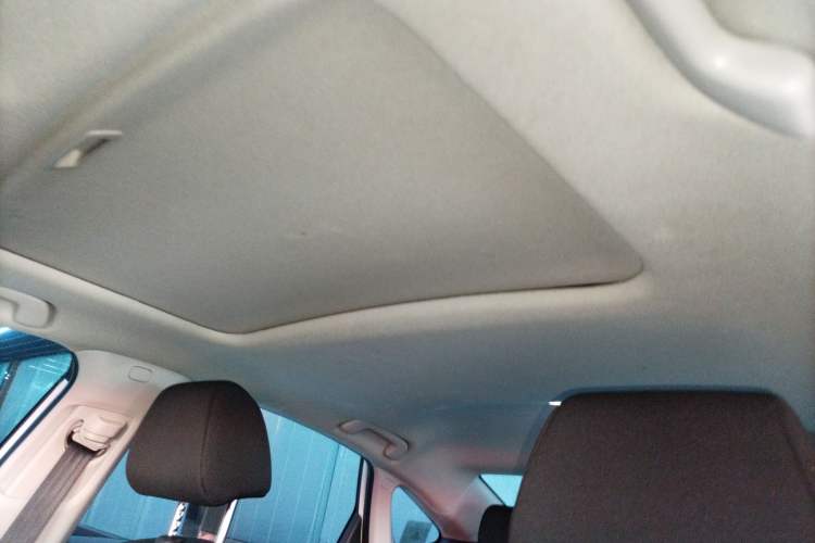 Used Honda Civic 2023 240TURBO CVT Dynamic Edition Headliner
