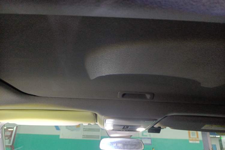 Used Honda Civic 2023 240TURBO CVT Dynamic · Center Stage Special Edition Headliner