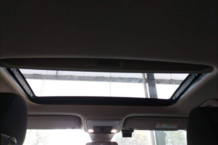 Used Honda Civic 2023 240TURBO CVT Dynamic Edition Headliner