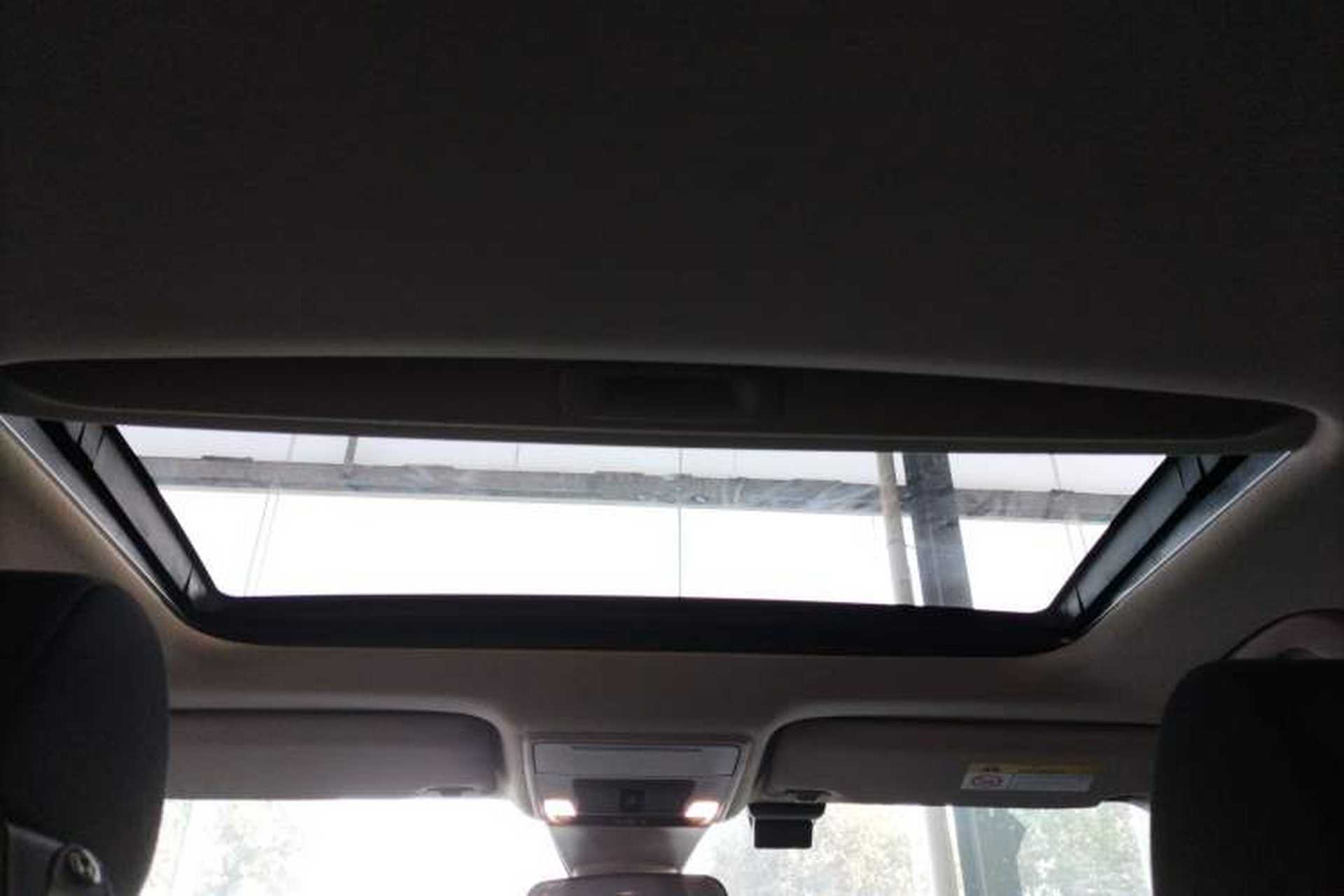 Used Honda Civic 2023 240TURBO CVT Dynamic Edition Headliner