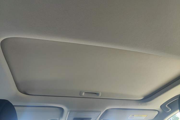 Used Honda Civic 2023 240TURBO CVT Dynamic Edition Headliner