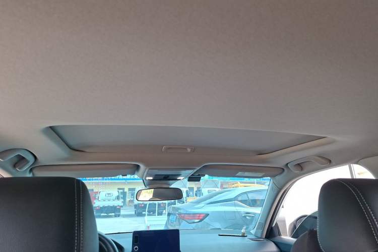 Used Honda Civic 2023 240TURBO CVT Dynamic Edition Headliner