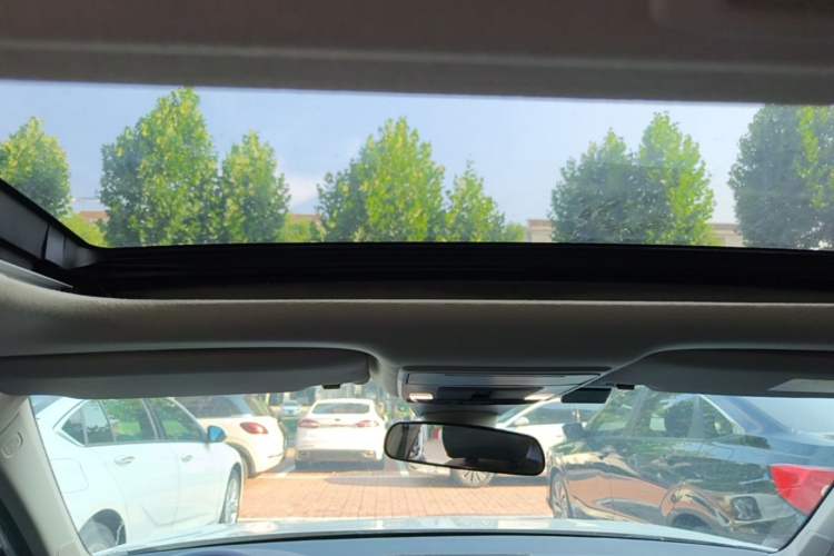 Used Honda Civic 2023 240TURBO CVT Dynamic Edition Headliner