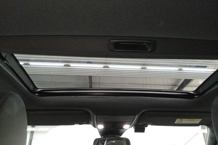 Used Honda Civic 2023 HATCHBACK 2.0L eHEV Extreme Control Edition Headliner