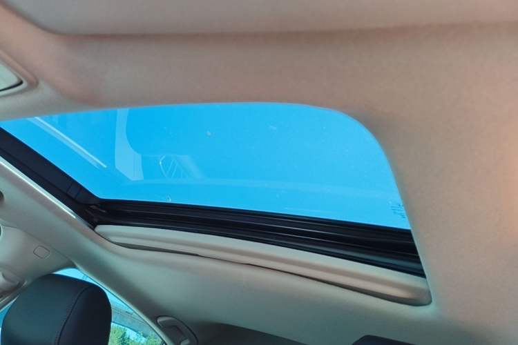 Used Honda Civic 2023 HATCHBACK 240TURBO CVT Zhiyue Edition Headliner