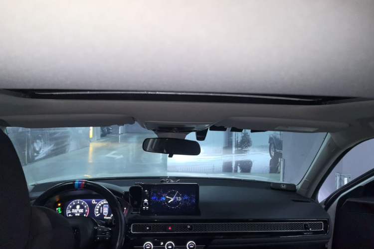 Used Honda Civic 2023 240TURBO CVT Dynamic Edition Headliner