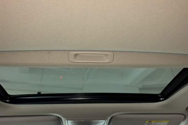 Used Honda Civic 2023 240TURBO CVT Dynamic Edition Headliner