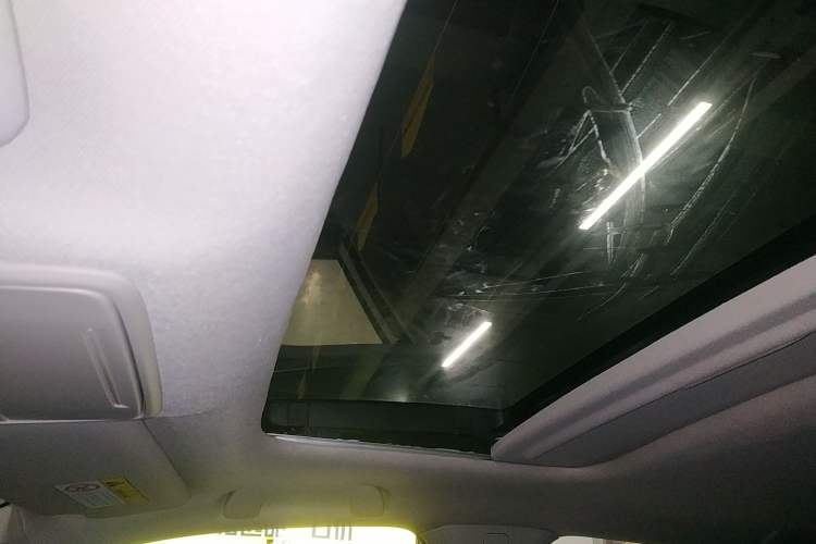 Used Honda Civic 2023 240TURBO CVT Dynamic · Center Stage Special Edition Headliner