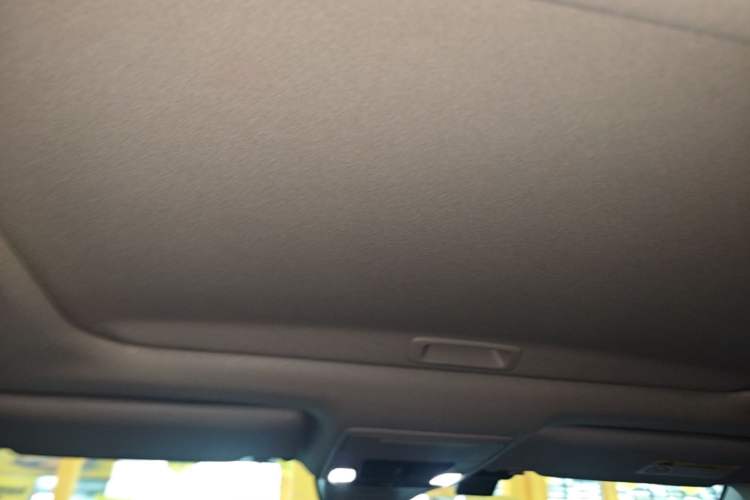 Used Honda Civic 2023 240TURBO CVT Dynamic Edition Headliner