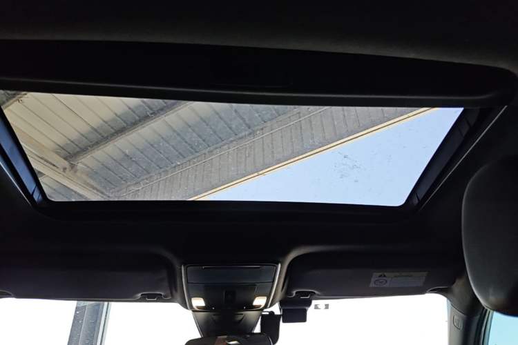 Used Honda Civic 2023 HATCHBACK 240TURBO CVT Extreme Edition Headliner