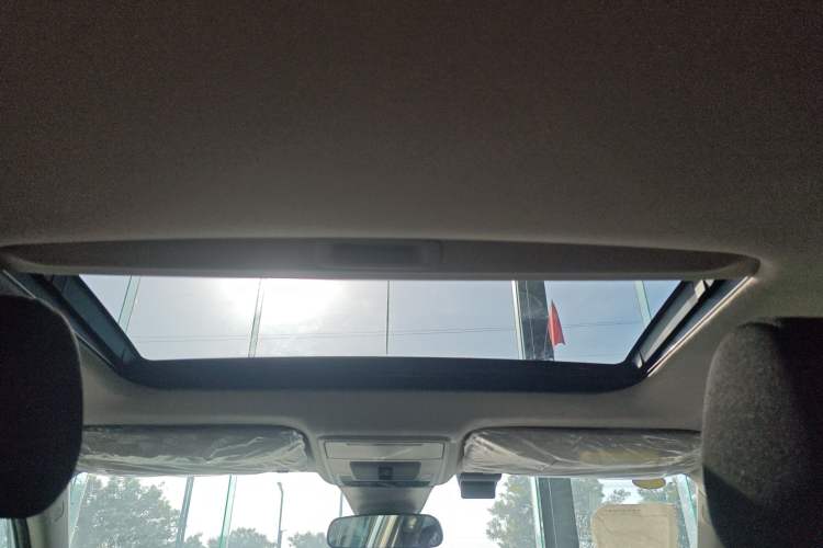 Used Honda Civic 2023 HATCHBACK 2.0L eHEV Extreme Edition Headliner