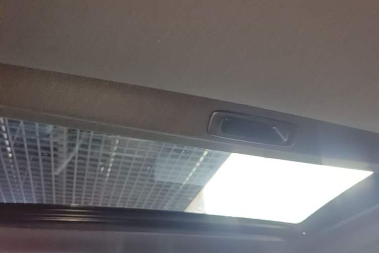 Used Honda Civic 2023 HATCHBACK 240TURBO CVT Extreme Edition Headliner